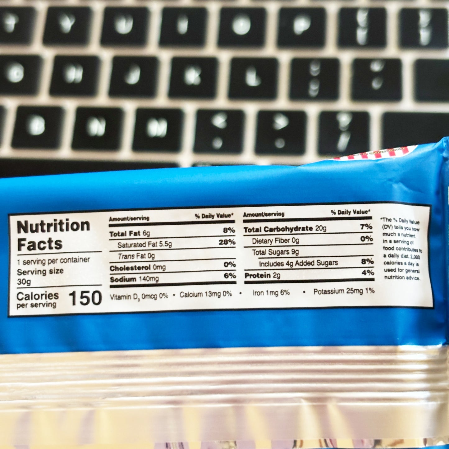 M.Y, San Sky Flakes Cracker Sandwich Condensada (Sweet Milk) 10.58 oz